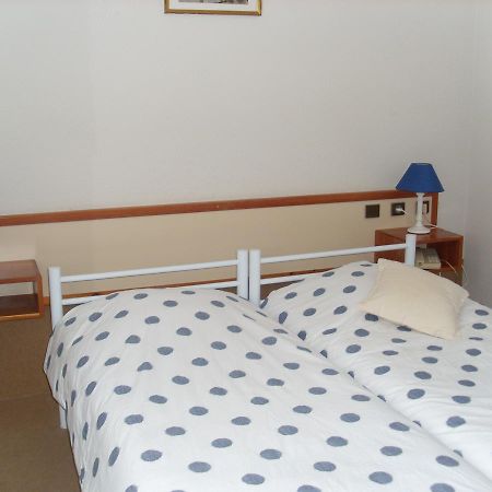 Hotel Cartusia Sarcenas Екстер'єр фото
