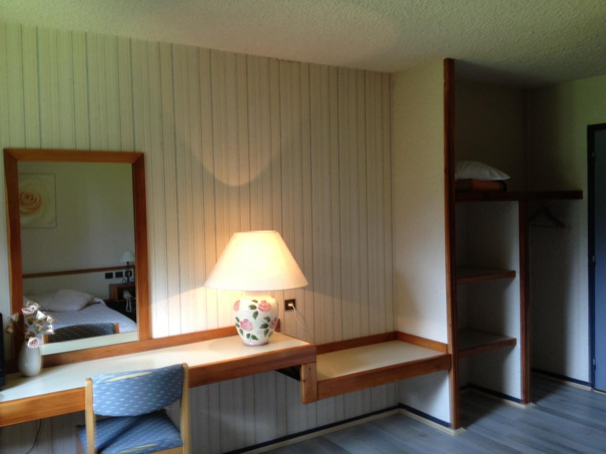 Hotel Cartusia Sarcenas Номер фото