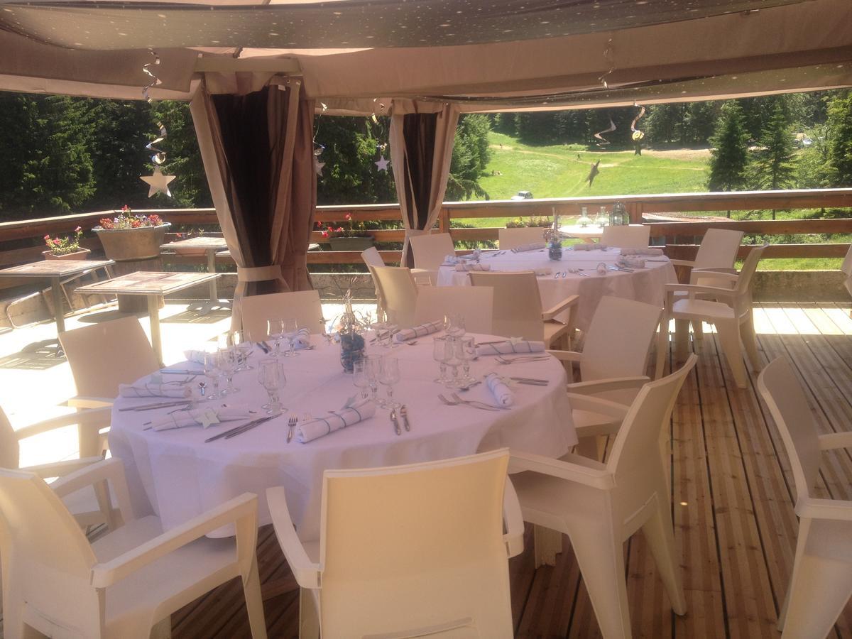 Hotel Cartusia Sarcenas Екстер'єр фото