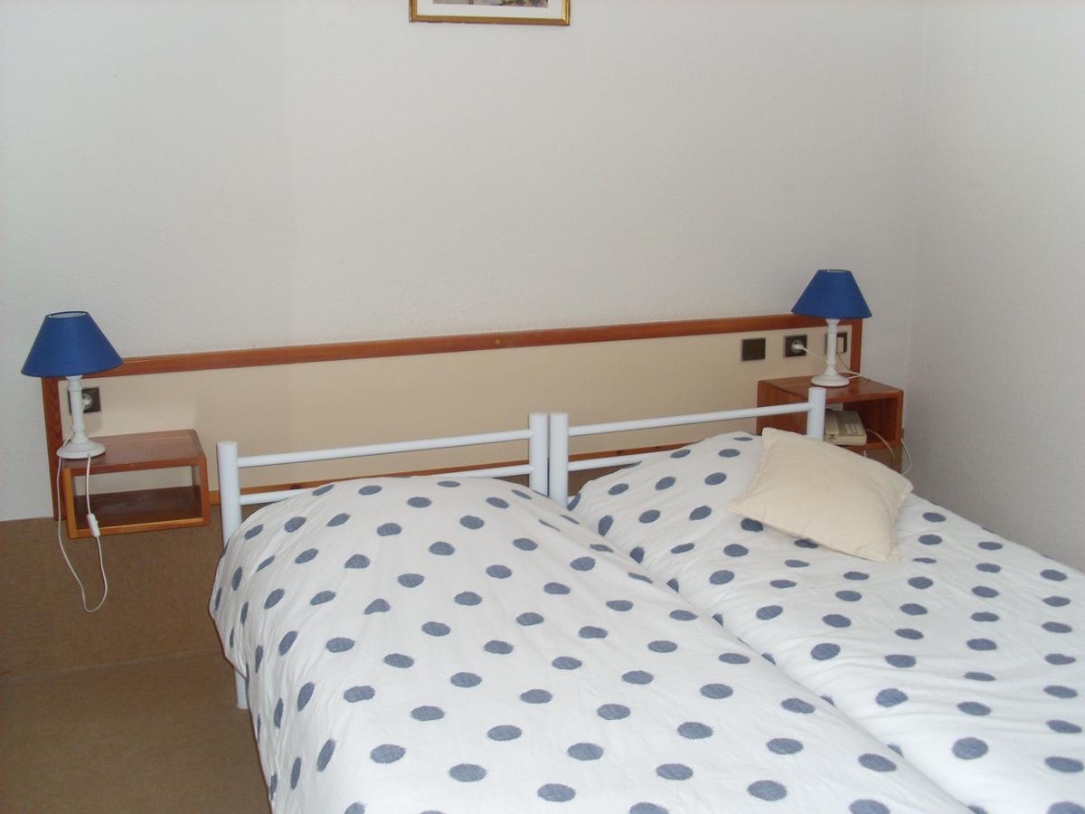 Hotel Cartusia Sarcenas Екстер'єр фото
